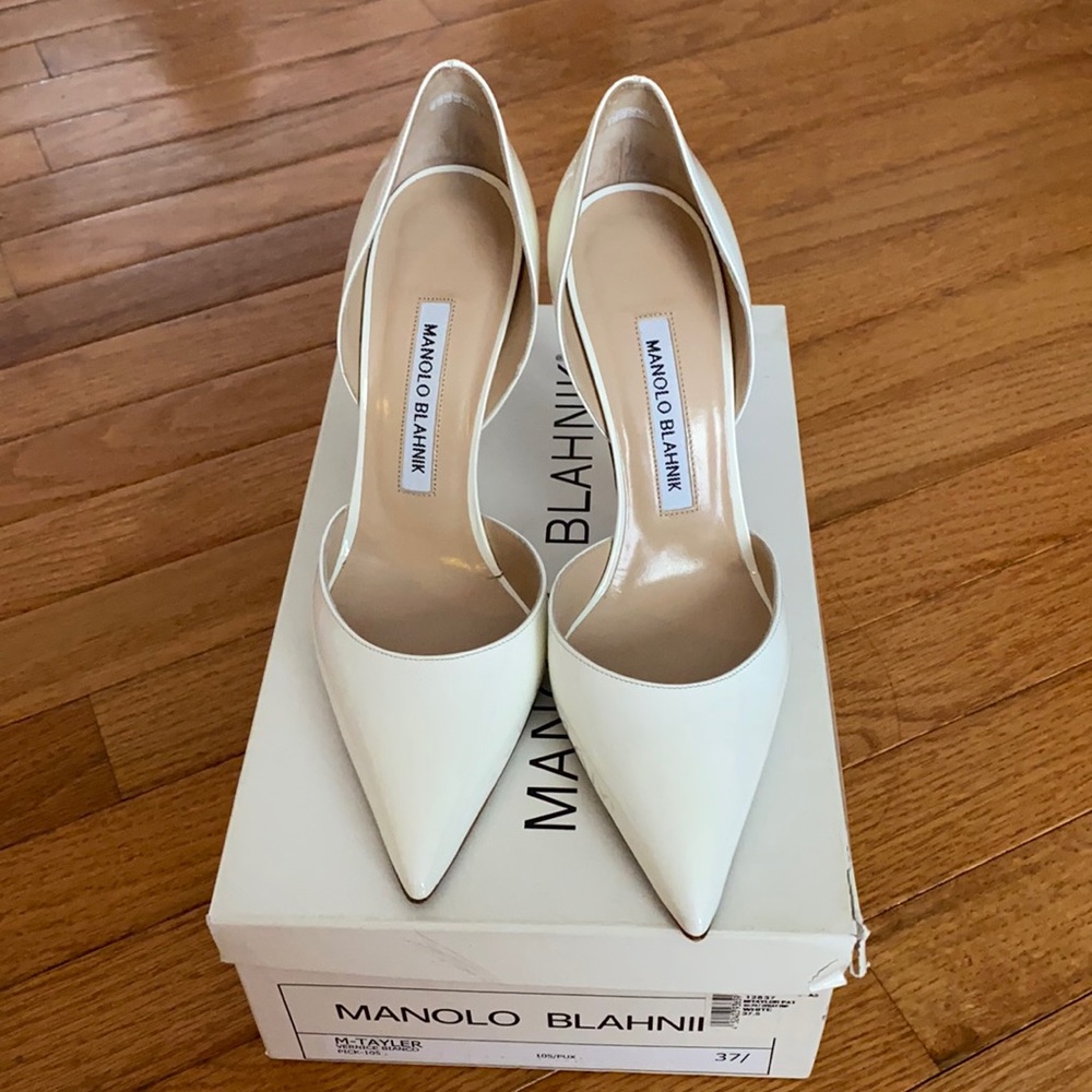 Manolo Blahnik White Patent Leather Pumps size 7.5